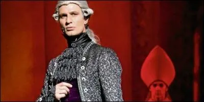 Qui est le père de Mozart dans la comédie musicale ?