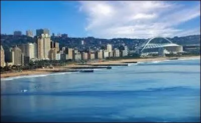 "D" comme "Durban". Indiquez le pays où se situe cette ville aux vastes et somptueuses plages :