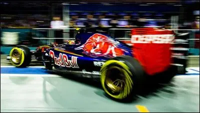 Quel est le nom de cette monoplace de saison 2016 ?