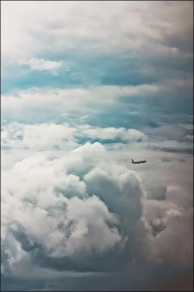 Remplacez une seule lettre par une autre à ce mot, la bonne et au bon endroit, et vous passerez de ce lieu à un autre délice, d'une couleur à une autre comme c'est le cas... ?