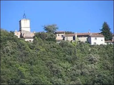 Village azuréen dans le territoire du Haut-Var-Verdon, Fox-Amphoux se situe dans le département ...