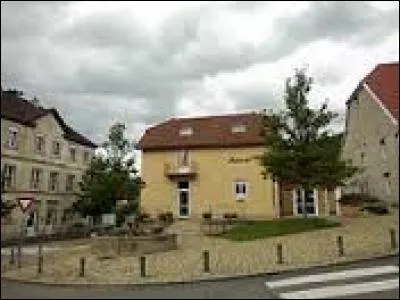 Village de l'arrondissement de Montbéliard, Villars-sous-Ecot se situe en région ...