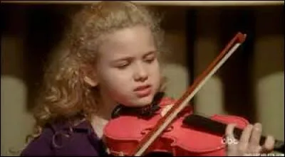 De quel instrument la fille de Bob et de Lee joue-t-elle ?