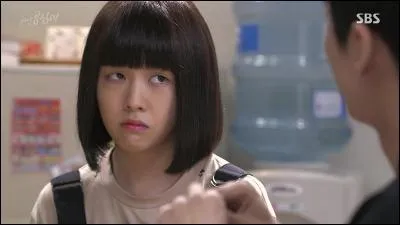 Dans quel drama Minha (Girl's Day) porte-t-elle une perruque ?
