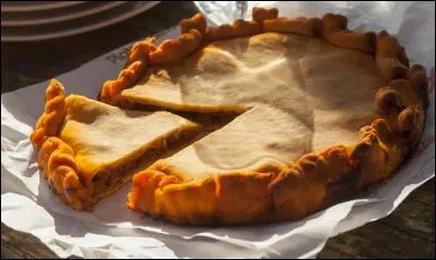 La composition de la pâte servant à confectionner la tielle sétoise n'est pas celle d'une pâte à pain.