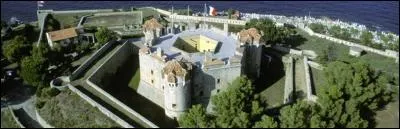 Au 18ème siècle, Saint-Tropez était devenu ....