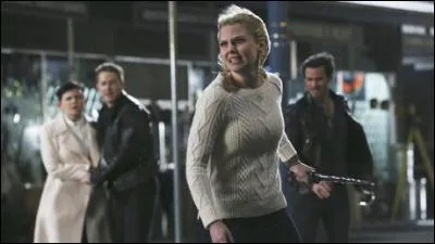 Quels sont les derniers mots d'Emma avant de devenir la Ténébreuse et à qui le dit-elle?