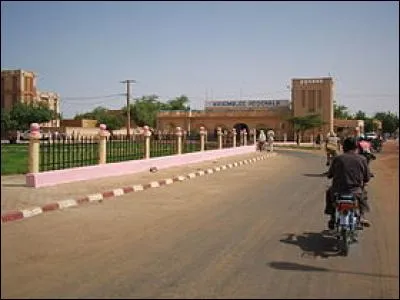 Dans quel pays se trouve Gao ?