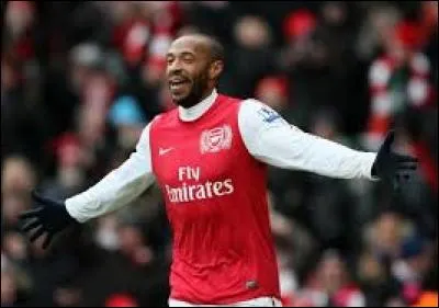 De quelle sélection Thierry Henry est-il devenu l'entraîneur adjoint ?