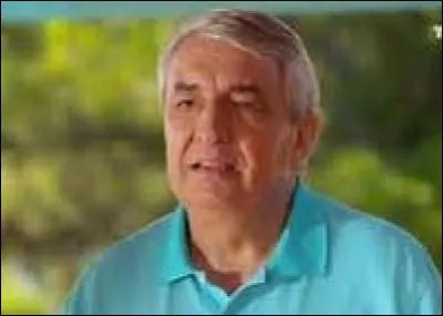 Comment se prénomme l'intendant ?