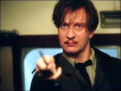 Dans quelle matière Harry a-t-il obtenu un Optimal, lors de son passage de BUSE ?