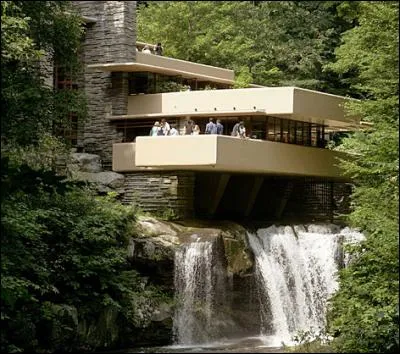 Qui a con&ccedil;u la maison sur la cascade, Fallingwater ?