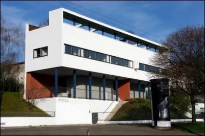 Qui a con&ccedil;u la maison double &agrave; Stuttgart ?