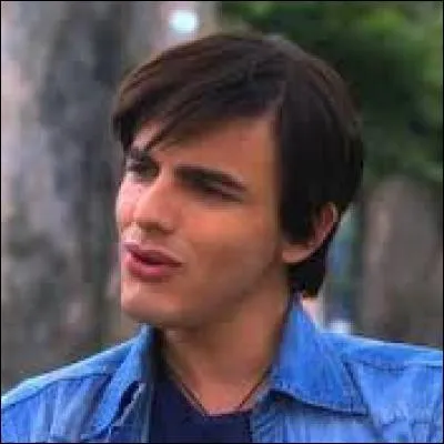 Dans quel épisode Daisy mord-elle enfin Max ?