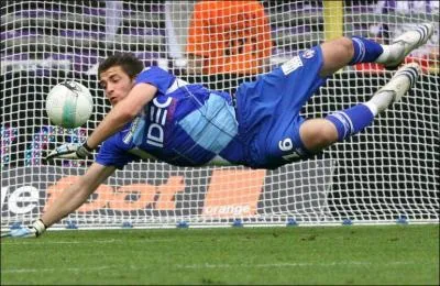 Cdric Carrasso jouera l'anne prochaine  :