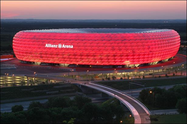 Où est situé le stade du FC Bayern Munich ?