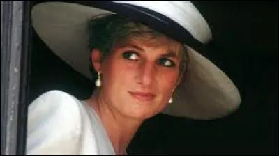 Quelles sont les initiales de cette princesse et quelle proposition correspond à une personne ayant les mêmes ?