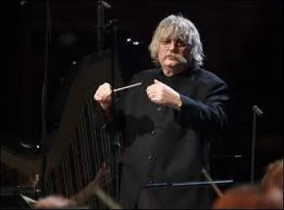 Quel célèbre compositeur a vu son titre "Adiemus" intégré la bande originale du film "Avatar" ?