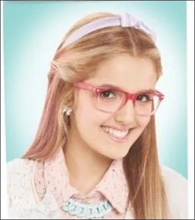 Qui est cette jolie fille ?