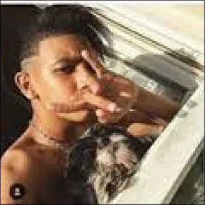 Comment s'appelle-t-il ?