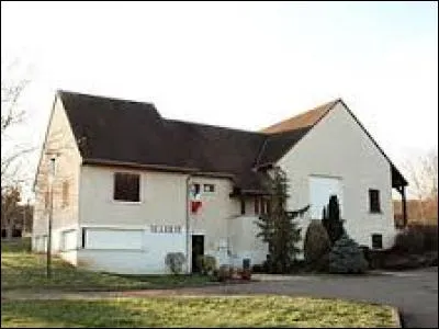 Looze est un village bourguignon situ&eacute; dans le d&eacute;partement ...