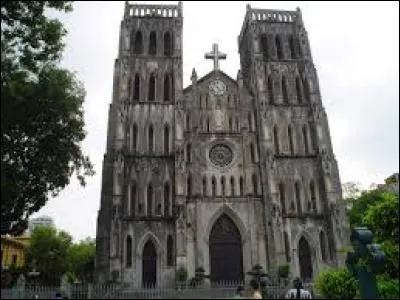 Connaissez-vous la __ de la ville voisine ?