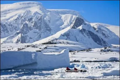 En Antarctique, que désigne le terme "inlandsis" ?