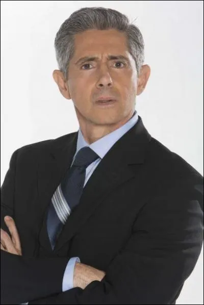 Comment s'appelle Xavier Coronel ?