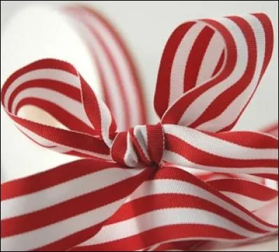 Vous avez acheté un cadeau pour un(e) ami(e) ou un membre proche de la famille. Cette personne vous fait comprendre que ce cadeau ne lui plaît pas. Quelle est votre réaction ?