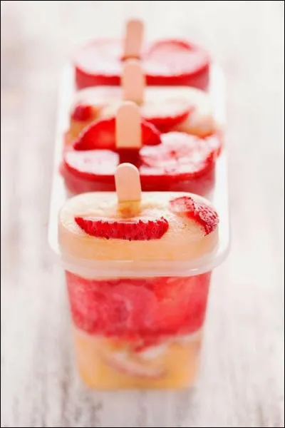 Vous êtes au restaurant, et vous avez commandé en dessert une coupe de sorbets coco, mangue et fraise. La coupe arrive, et vous y découvrez les parfums fraise, fruit de la passion et citron. Quelle est votre réaction immédiate ?