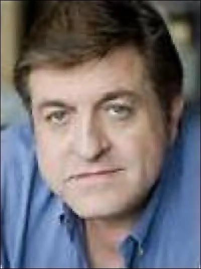 Dans quelle série à succès peut-on retrouver celui qui jouait Bernard Léonetti ?