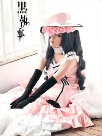 Comment s'appelle cette charmante demoiselle ?