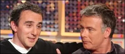 Quel humoriste interprète dans ses sketchs, les personnages de Monsieur Fyon, Toufik ou encore Kevina ?