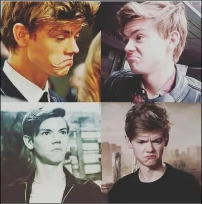 Pour quel rôle a-t-il appris à jouer de la batterie?