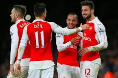 Quel ailier espagnol s'est engagé à Arsenal?