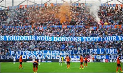 Quel milieu de l'AS Roma s'est engagé à Marseille?