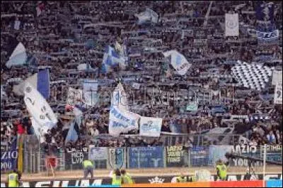 Quel entraîneur a refusé d'entraîner la Lazio Rome après y avoir signé?