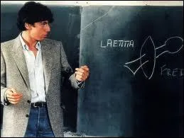 Patrick Bruel est prof dans un collge dont il souhaite, avec deux de ses collgues, assouplir les rgles