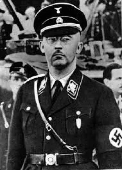 "H" comme "Heinrich Himmler". Ce sinistre ancien haut dignitaire du IIIe Reich occupa de nombreuses fonctions sous le régime nazi. Laquelle est intruse ?