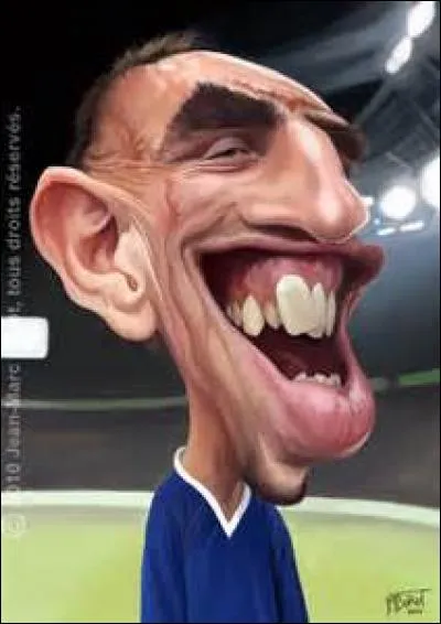 Quel joueur de football français est né à Boulogne-sur-Mer et évolue au Bayern de Munich ?