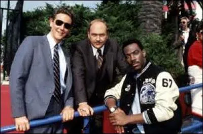 Dans "Le Flic de Beverly Hills", quelle arme utilise Axel Foley ?