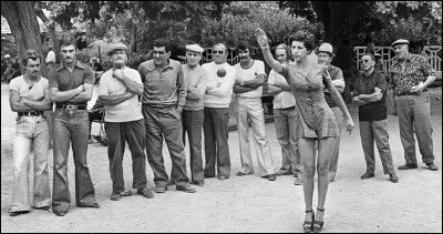 Comment appelle-t-on une manche dans une partie de pétanque ?