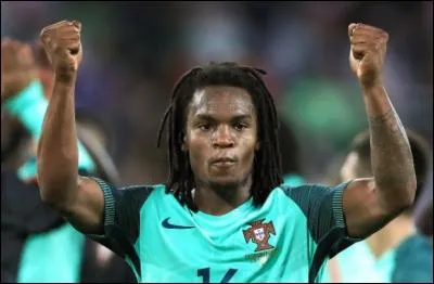 Contre quelle somme Renato Sanches a-t-il été transféré au Bayern Munich ?