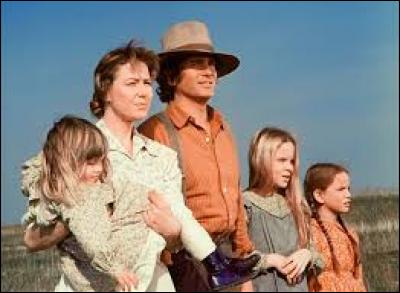 Dans un épisode de ''La Petite Maison dans la prairie'' , on voit les sœurs Ingalls dévalaient la berge verdoyante de leur mieux.