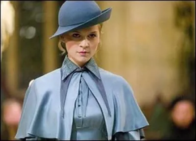 Comment s'appelle la petite soeur de Fleur Delacour?