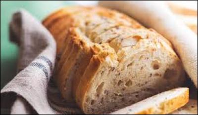 Quel pape serait plus vieux que l'invention du pain en tranche ?