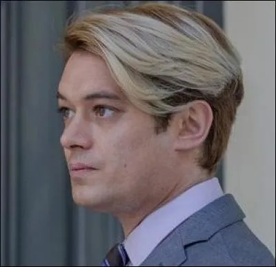 Comment se prénomme le fils Chevalier ?