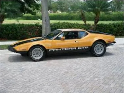 Quelle marque de voiture italienne a donné le nom "Pantera" à son modèle le plus mythique ?