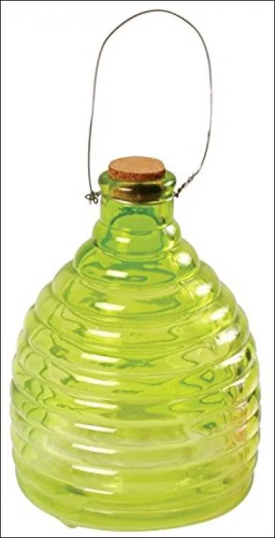 Franchement, elles ne devraient pas s'y précipiter, notamment si le piège contient du sucre, elles en perdraient leur taille !