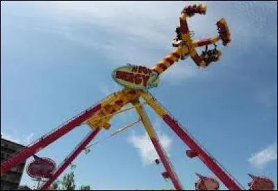 Demain, c'est la fête foraine, et je ferai des manèges à... sensations, comme celui-ci.